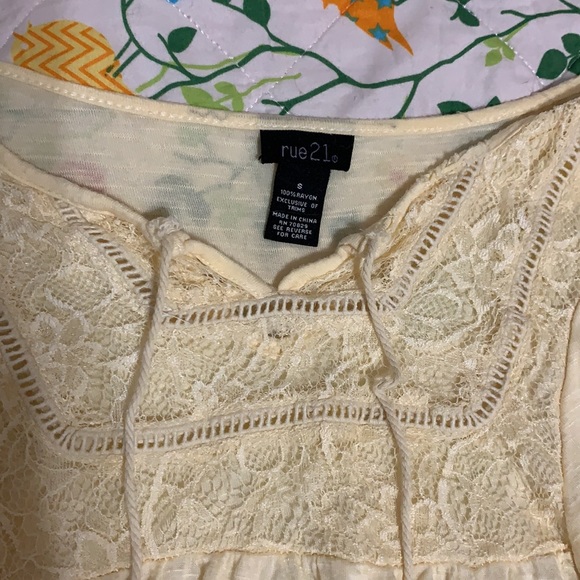 Rue 21 BoHo top - Picture 2 of 4